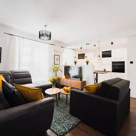 Big Modern Apartment - Old Town - 3 Rooms-9 People Apartmán Vratislav
